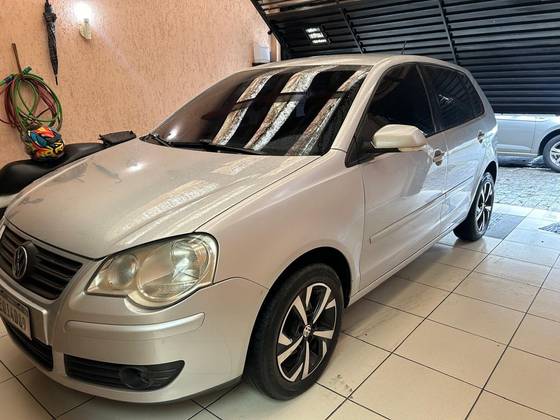 VOLKSWAGEN POLO 1.6 MI SPORTLINE 8V FLEX 4P AUTOMATIZADO VOLKSWAGEN POLO 1.6 MI SPORTLINE 8V FLEX 4P AUTOMATIZADO